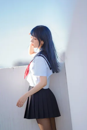 果咩酱《JK制服》写真图集 30P｜在线预览与图包下载
