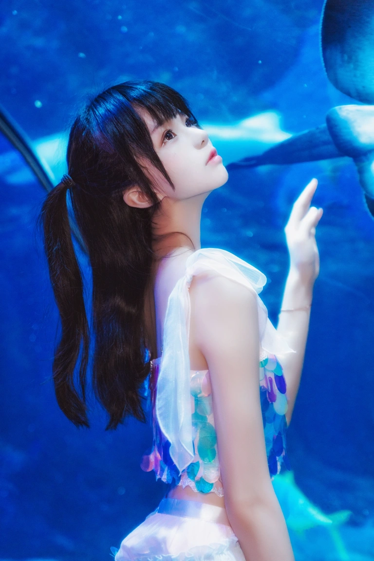 桜桃喵《水族馆》写真图集 15P｜在线预览与图包下载
