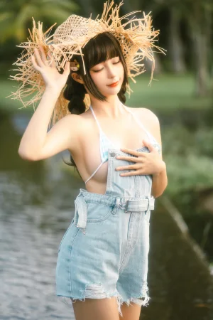 蠢沫沫《废船记》写真图集 116P｜在线预览与图包下载