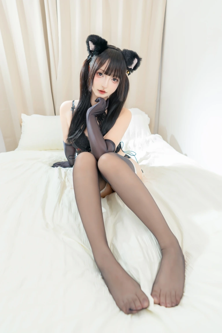 神楽坂真冬《第五季 序号64：《黑猫诱惑》》写真图集 75P+2V｜在线预览与图包下载