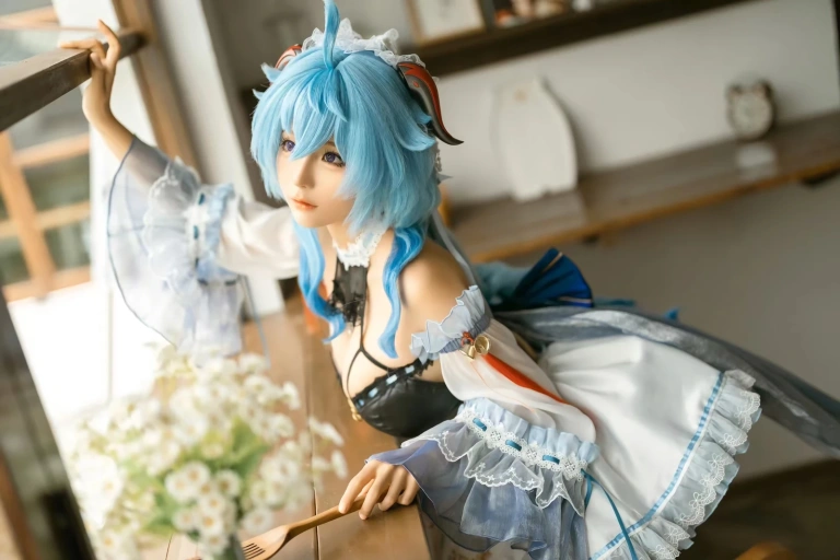 蠢沫沫《甘雨女仆》写真图集 14P｜在线预览与图包下载