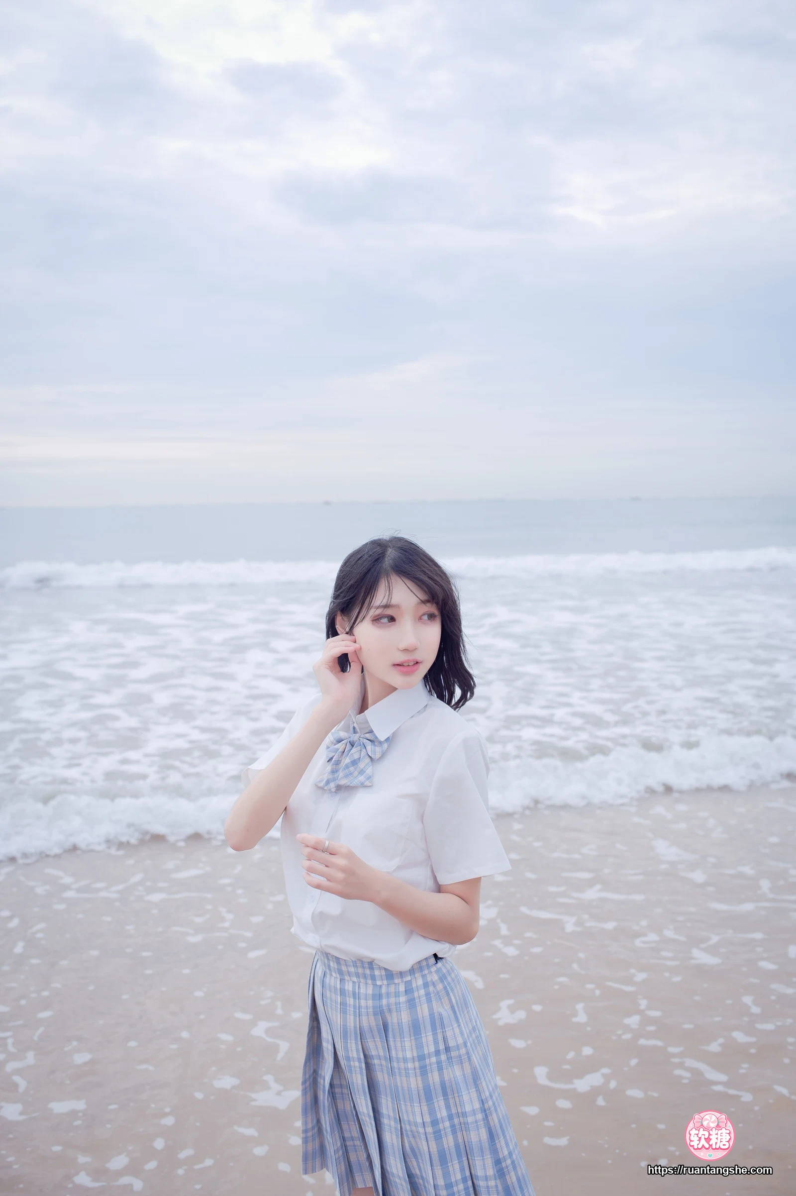 周叽是可爱兔兔 周叽是可爱兔兔 NO.20 - 海边jk