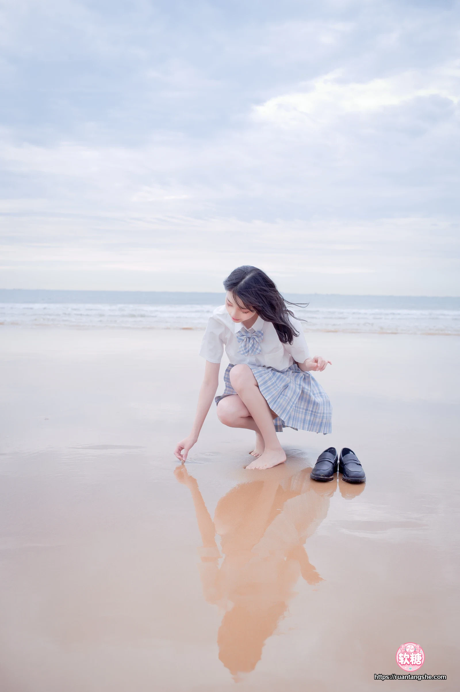 周叽是可爱兔兔 周叽是可爱兔兔 NO.20 - 海边jk