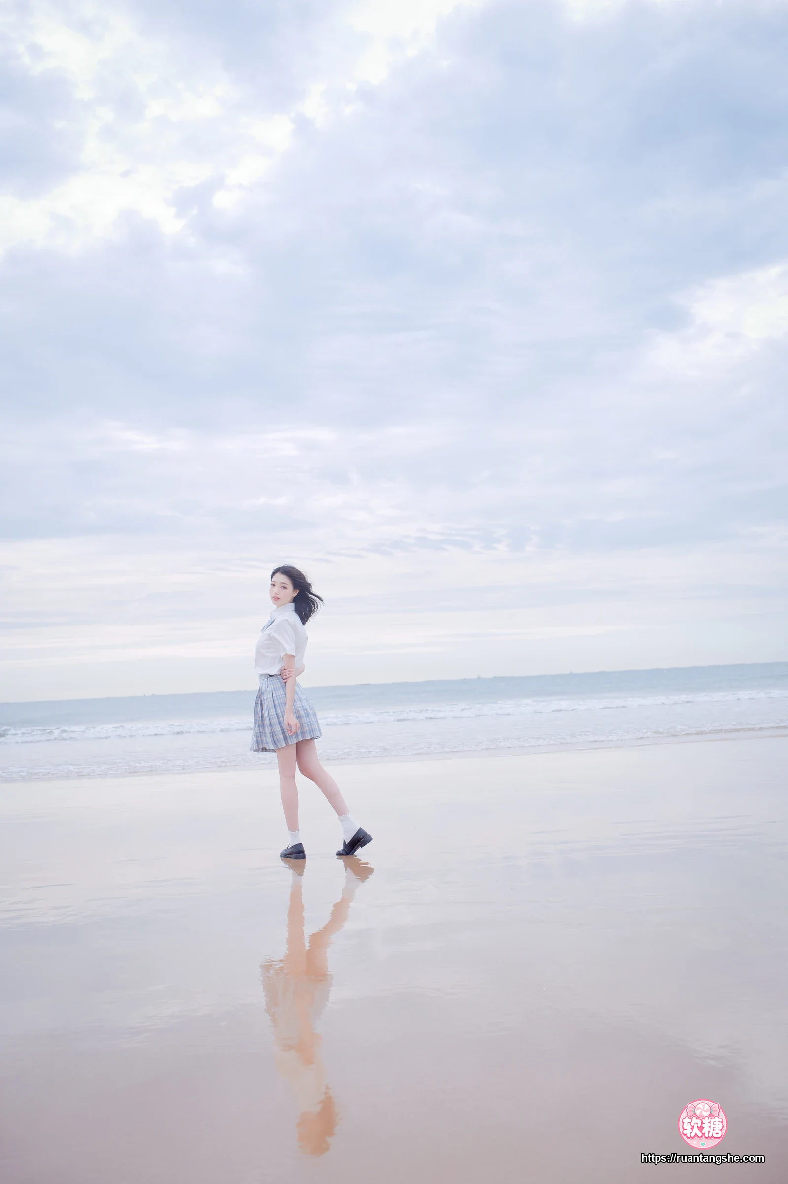 周叽是可爱兔兔 周叽是可爱兔兔 NO.20 - 海边jk