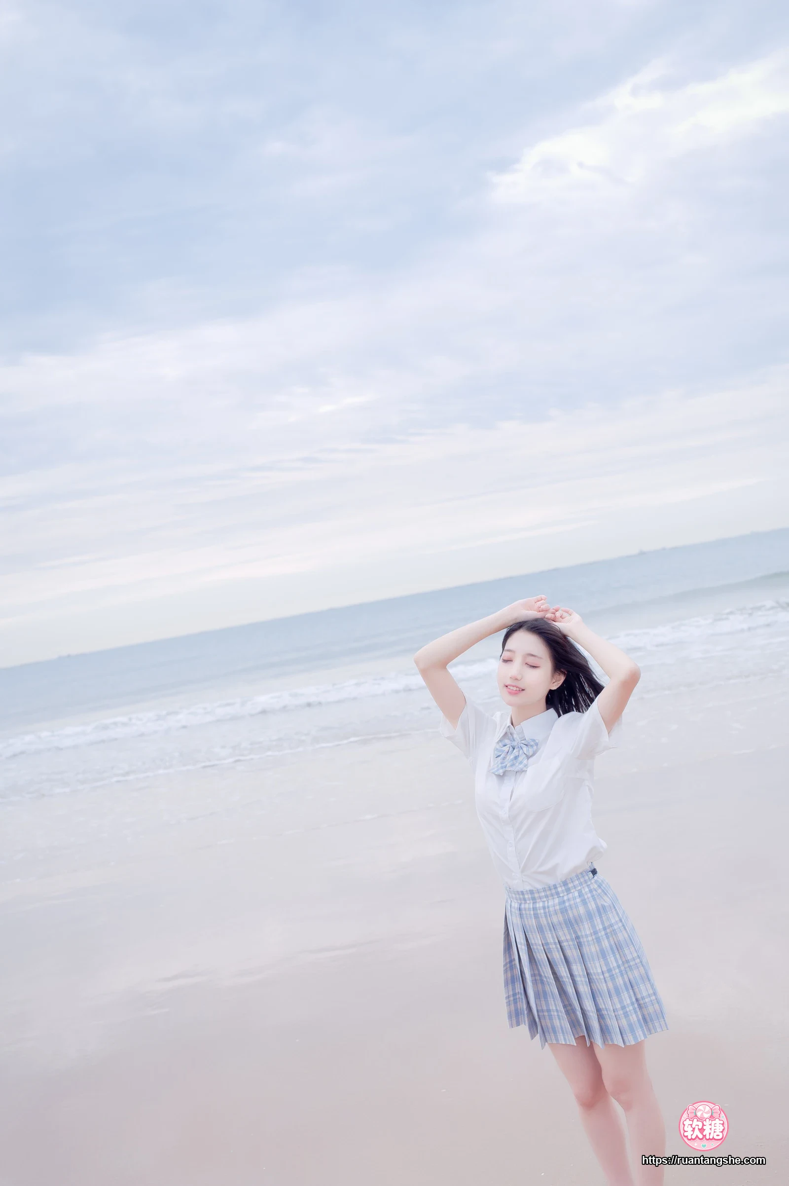 周叽是可爱兔兔 周叽是可爱兔兔 NO.20 - 海边jk