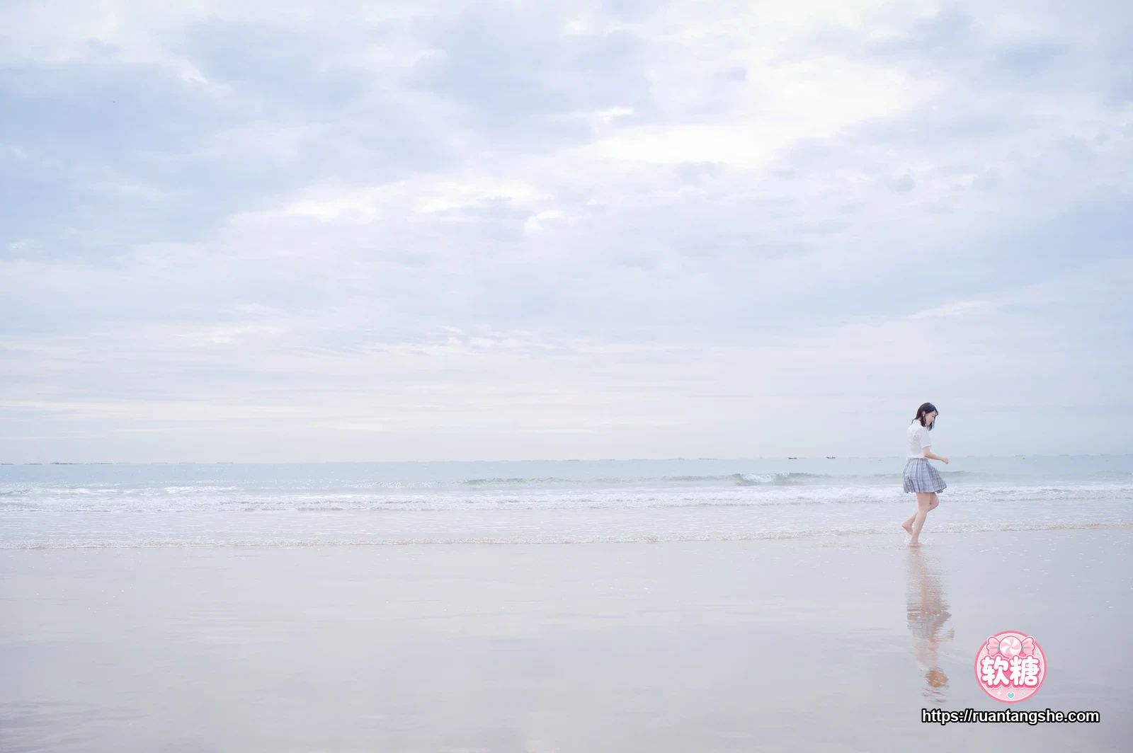 周叽是可爱兔兔 周叽是可爱兔兔 NO.20 - 海边jk