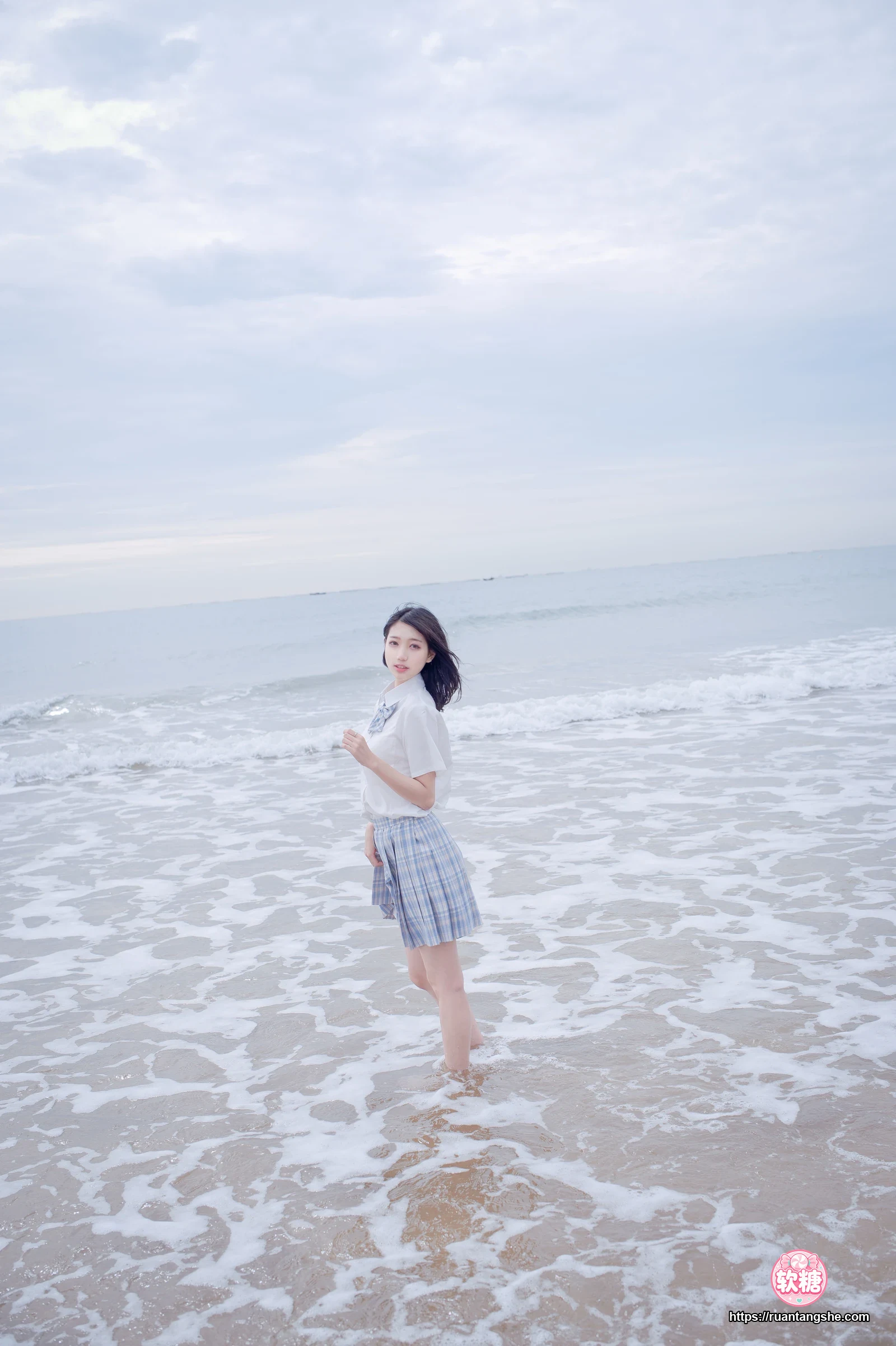 周叽是可爱兔兔 周叽是可爱兔兔 NO.20 - 海边jk