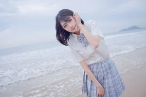 周叽是可爱兔兔《海边jk》写真图集 35P｜在线预览与图包下载