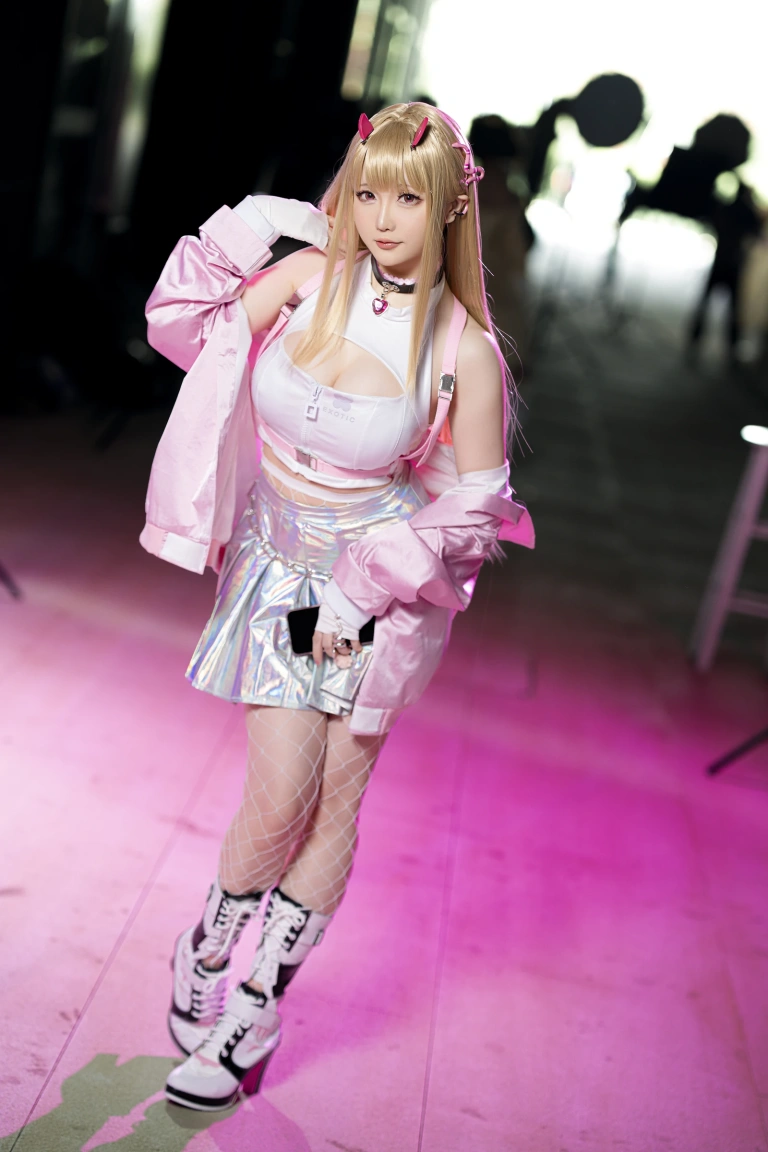星之迟迟《2023年4月计划 延期补偿》写真图集 34P｜在线预览与图包下载
