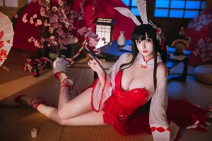 日奈娇(椎名莜)《碧蓝航线 大山兔女郎》写真图集 46P｜在线预览与图包下载