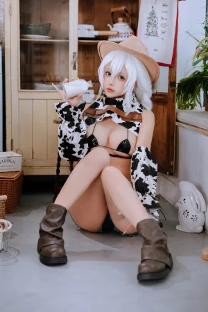 日奈娇(椎名莜)《挤奶工》写真图集 73P｜在线预览与图包下载