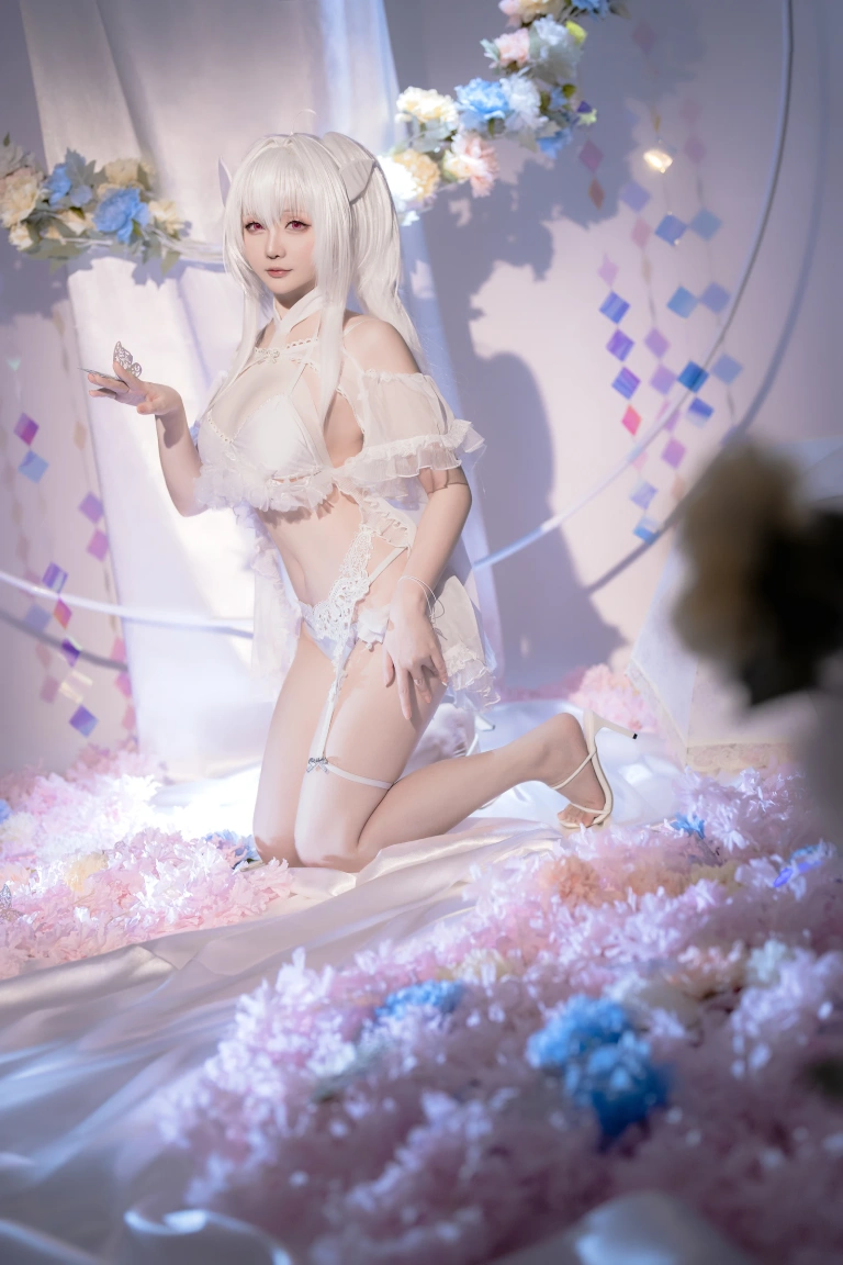 星之迟迟《2023年8月计划A FGO 阿瓦隆女士》写真图集 33P｜在线预览与图包下载