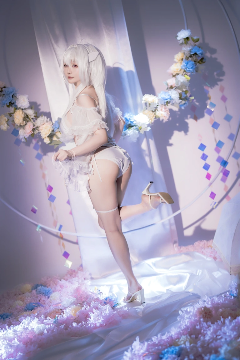 星之迟迟《2023年8月计划A FGO 阿瓦隆女士》写真图集 33P｜在线预览与图包下载