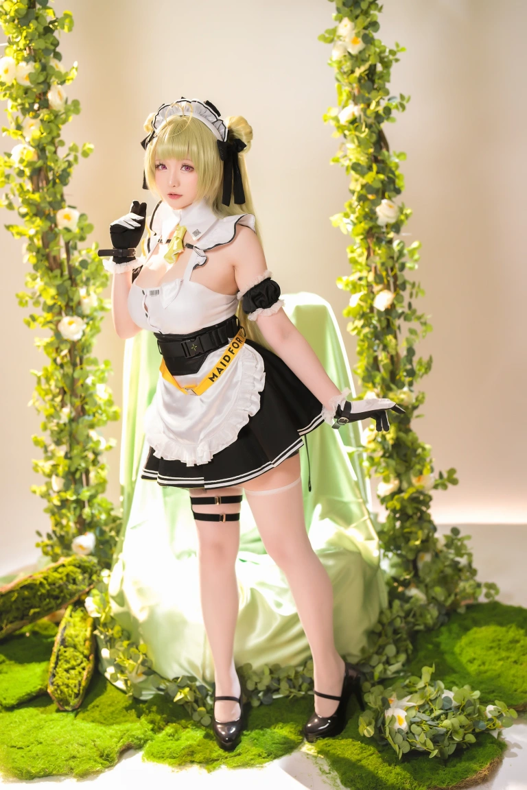 星之迟迟《2023年8月计划B NIKKE 索达》写真图集 109P+2V｜在线预览与图包下载