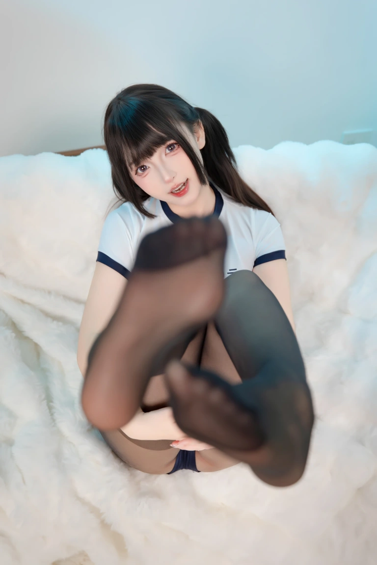 神楽坂真冬《第五季 序号80：《秘密体操服》》写真图集 75P+2V｜在线预览与图包下载