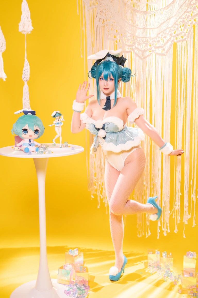 星之迟迟《2023年9月计划B ATE-尼禄睡衣》写真图集 77P+1V｜在线预览与图包下载
