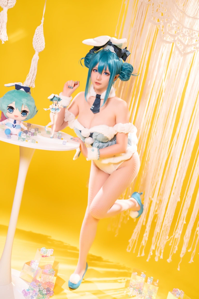 星之迟迟《2023年9月计划B ATE-尼禄睡衣》写真图集 77P+1V｜在线预览与图包下载