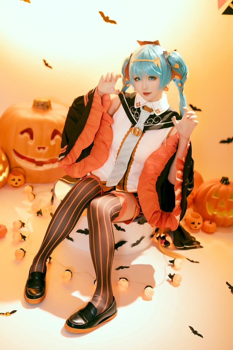 星之迟迟《2023年10月计划 赠品 万圣节MIKU》写真图集 53P｜在线预览与图包下载