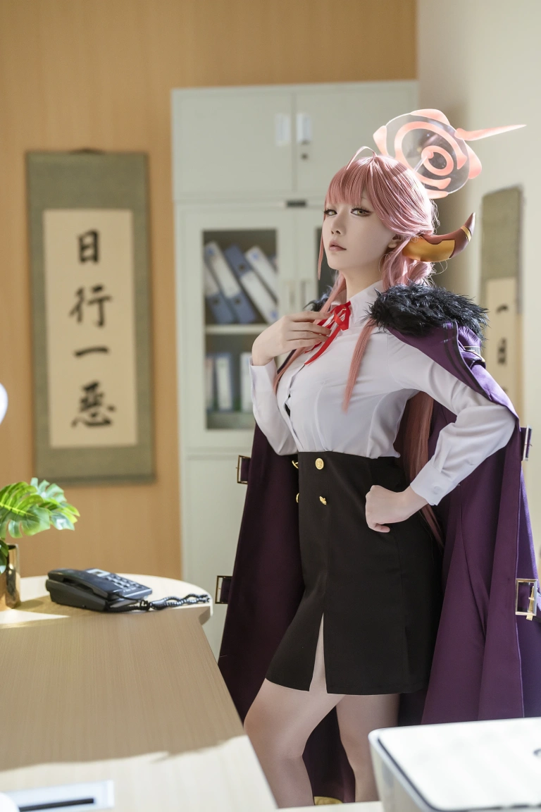 星之迟迟《2023年10月计划B 碧蓝档案-陆八魔爱露》写真图集 90P｜在线预览与图包下载