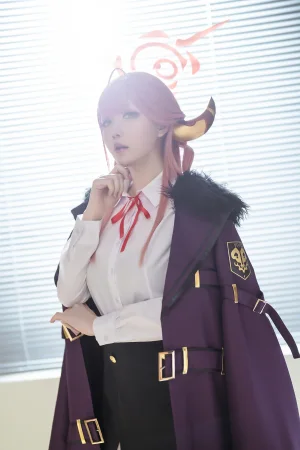 星之迟迟《2023年10月计划B 碧蓝档案-陆八魔爱露》写真图集 90P｜在线预览与图包下载