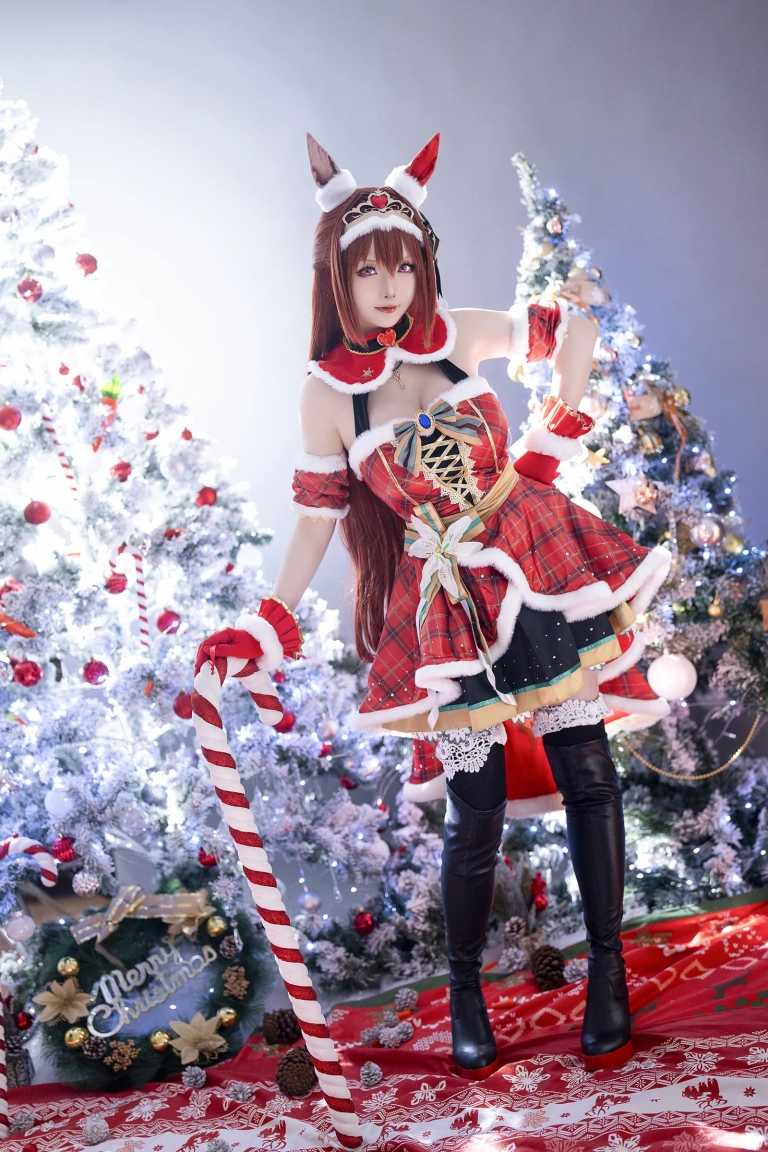 星之迟迟《2023年12月计划A 赛马娘 大和赤骥 圣诞衣装》写真图集 47P｜在线预览与图包下载