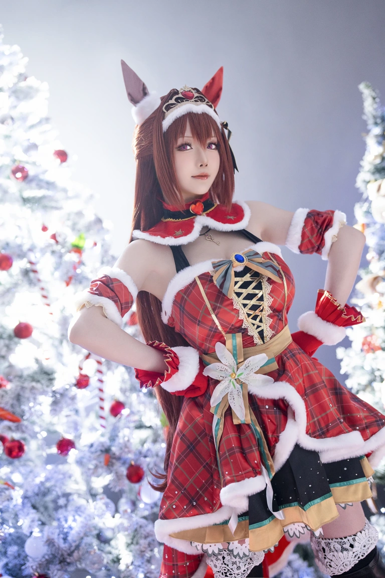 星之迟迟《2023年12月计划A 赛马娘 大和赤骥 圣诞衣装》写真图集 47P｜在线预览与图包下载