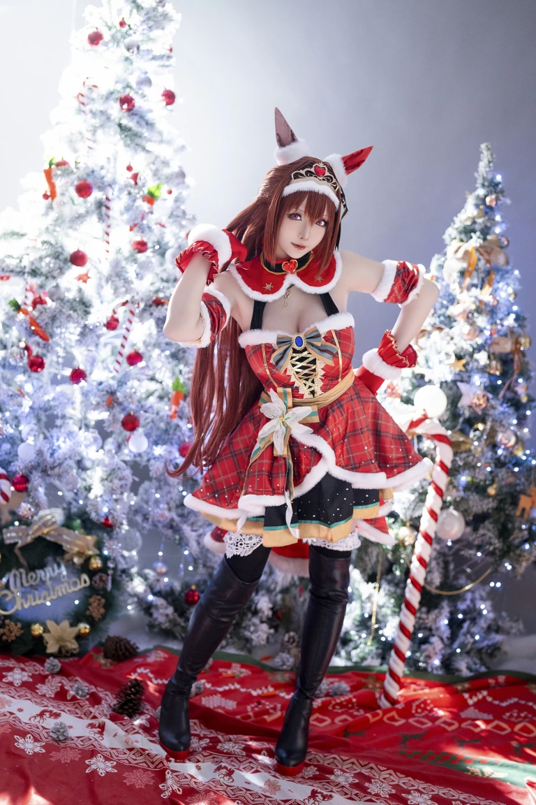 星之迟迟《2023年12月计划A 赛马娘 大和赤骥 圣诞衣装》写真图集 47P｜在线预览与图包下载