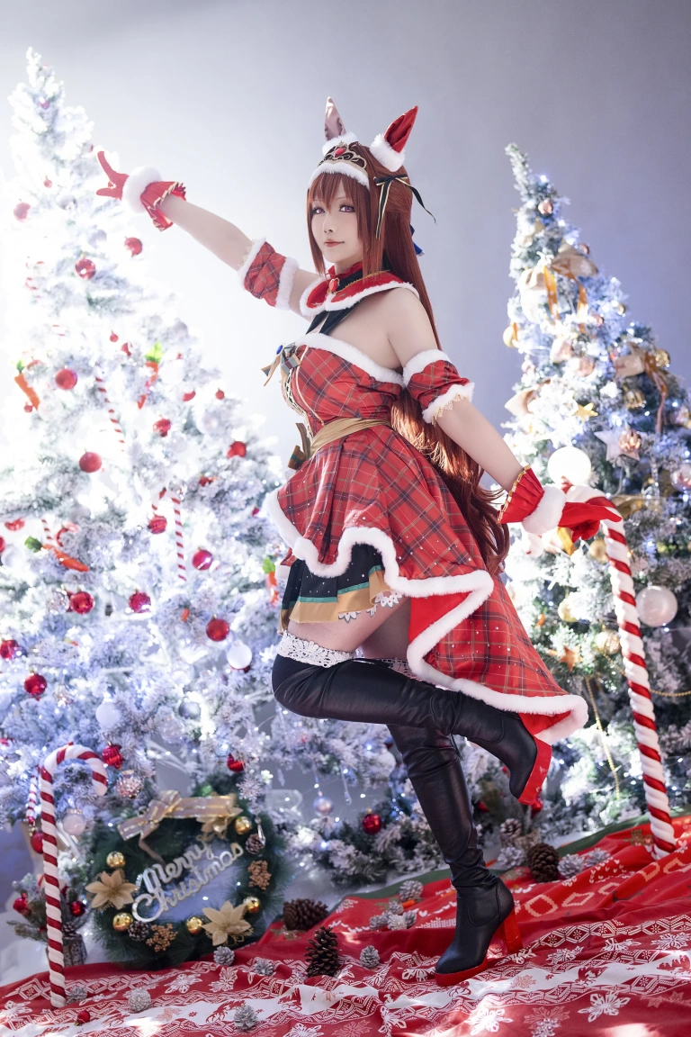 星之迟迟《2023年12月计划A 赛马娘 大和赤骥 圣诞衣装》写真图集 47P｜在线预览与图包下载