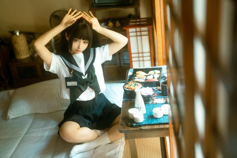 蠢沫沫《居家学妹》写真图集 22P｜在线预览与图包下载