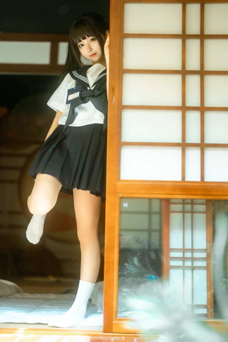 蠢沫沫《居家学妹》写真图集 22P｜在线预览与图包下载
