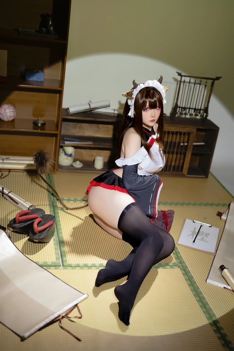 星之迟迟《2023年12月计划B 碧蓝航线 樫野 女仆》写真图集 78P+3V｜在线预览与图包下载