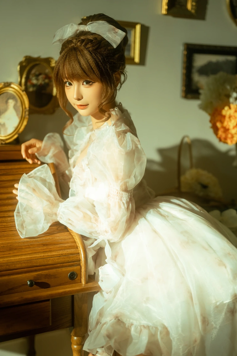 蠢沫沫《欧式女仆》写真图集 12P｜在线预览与图包下载