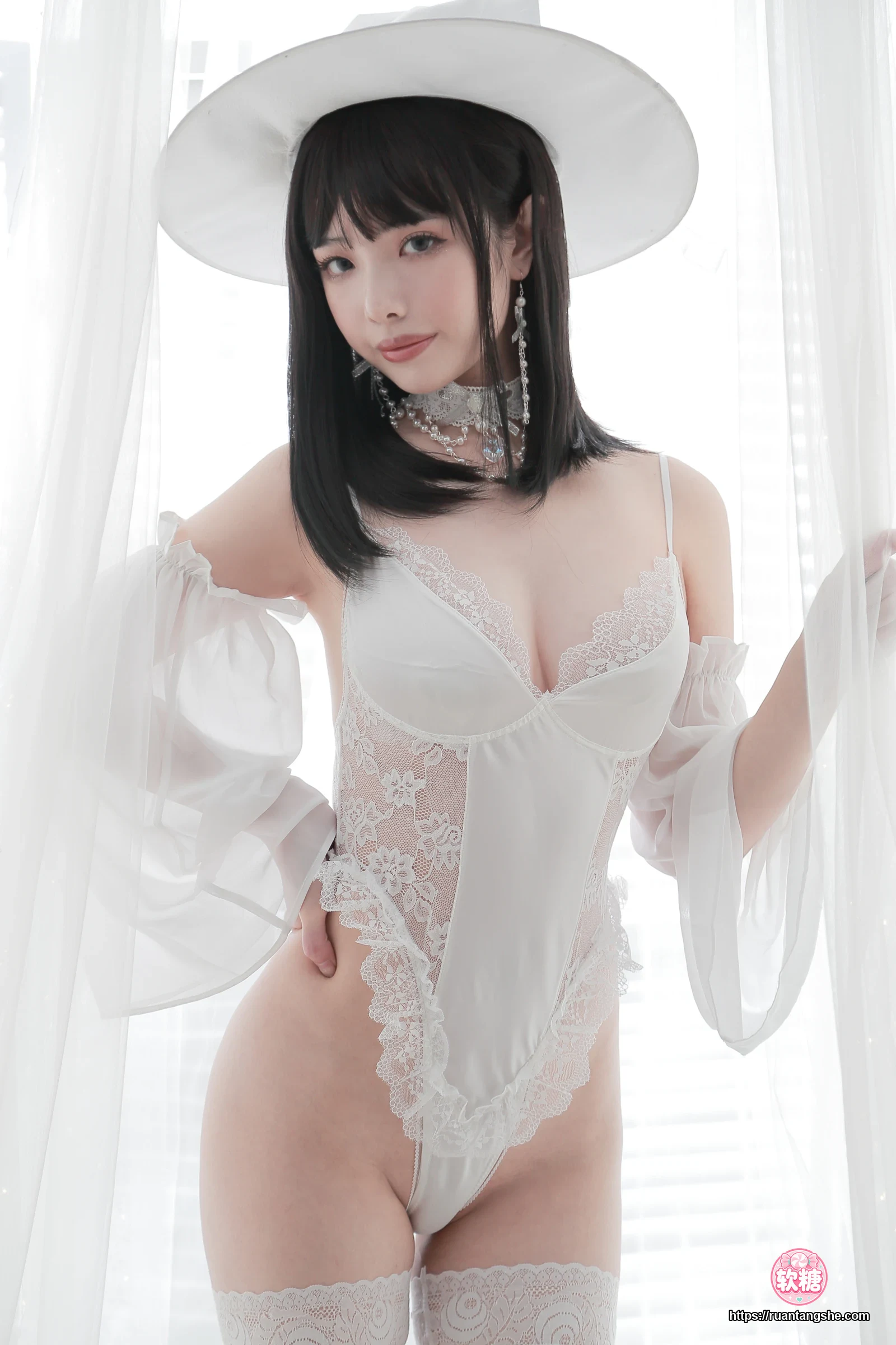 雯仔不讲道理 雯仔不讲道理 NO.23 - 白女巫