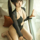 蠢沫沫《室内比基尼》写真图集 17P｜在线预览与图包下载