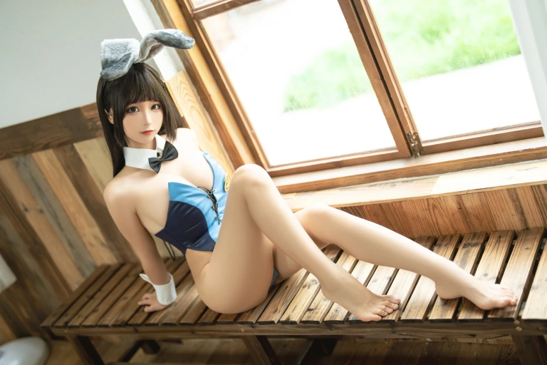 蠢沫沫《兔女郎》写真图集 7P｜在线预览与图包下载