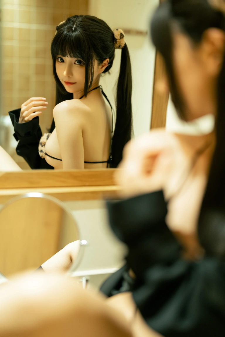 蠢沫沫《小豹子》写真图集 16P｜在线预览与图包下载