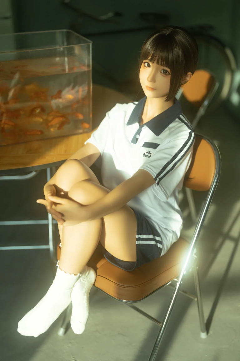 蠢沫沫《学妹》写真图集 13P｜在线预览与图包下载