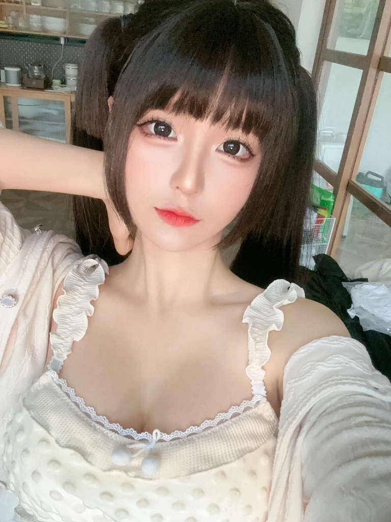 蠢沫沫《朋友圈 自拍》写真图集 66P｜在线预览与图包下载