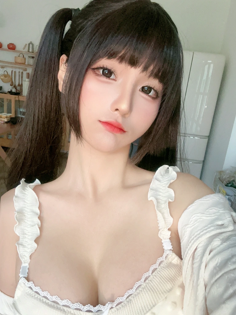 蠢沫沫《朋友圈 自拍》写真图集 66P｜在线预览与图包下载