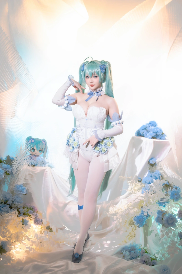 星之迟迟《2024年02月计划A 初音未来 粉蝶花精灵》写真图集 54P+1V｜在线预览与图包下载
