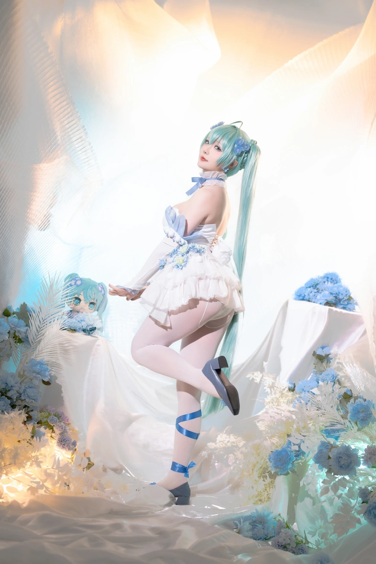星之迟迟《2024年02月计划A 初音未来 粉蝶花精灵》写真图集 54P+1V｜在线预览与图包下载