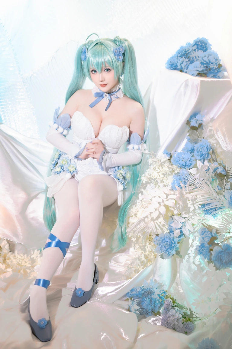 星之迟迟《2024年02月计划A 初音未来 粉蝶花精灵》写真图集 54P+1V｜在线预览与图包下载