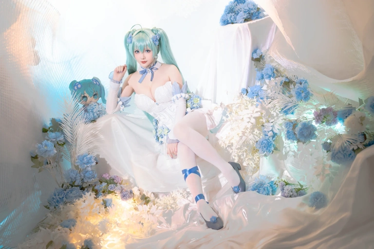 星之迟迟《2024年02月计划A 初音未来 粉蝶花精灵》写真图集 54P+1V｜在线预览与图包下载