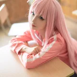 蠢沫沫《9月》写真图集 26P｜在线预览与图包下载