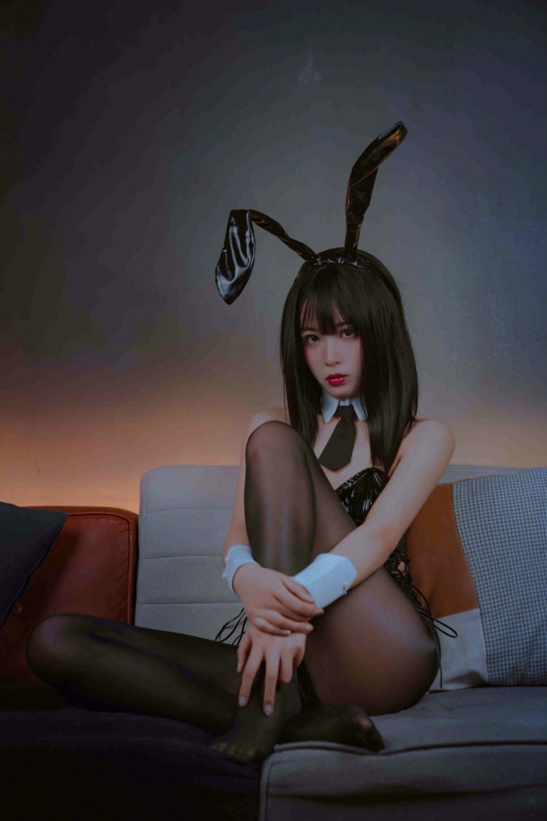 轩萧学姐《NO.24 – 中秋 兔女郎》写真图集 38P｜在线预览与图包下载