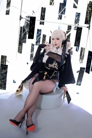 星之迟迟《2024年04月计划B NIKKE布兰儿》写真图集 52P｜在线预览与图包下载