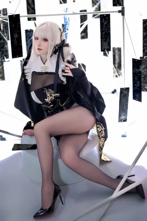 星之迟迟《2024年04月计划B NIKKE布兰儿》写真图集 52P｜在线预览与图包下载