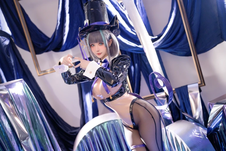 星之迟迟《2024年08月计划B 碧蓝航线 柴郡》写真图集 32P｜在线预览与图包下载