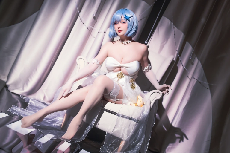 星之迟迟《2024年08月计划D 恰巴耶夫礼服》写真图集 25P｜在线预览与图包下载