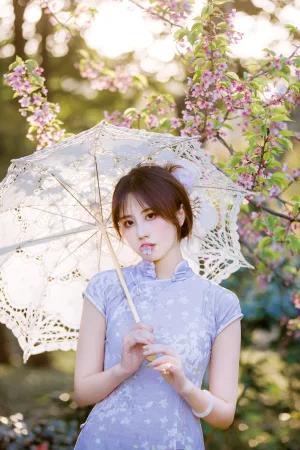 念雪《旗袍》写真图集 38P｜在线预览与图包下载